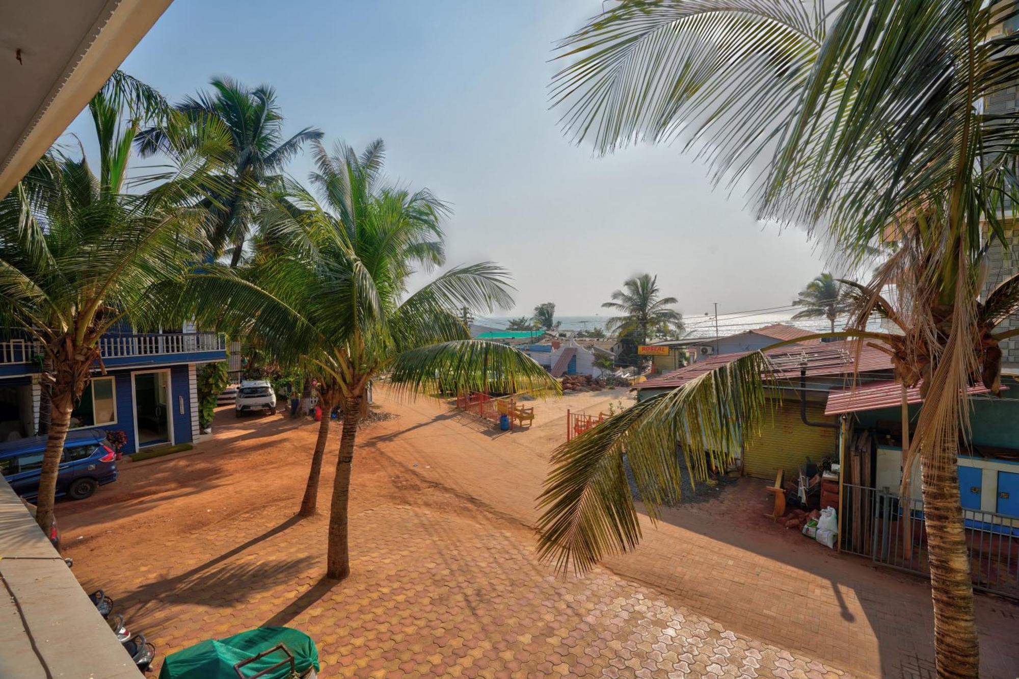 Roseal Beach Front Baga Exteriör bild